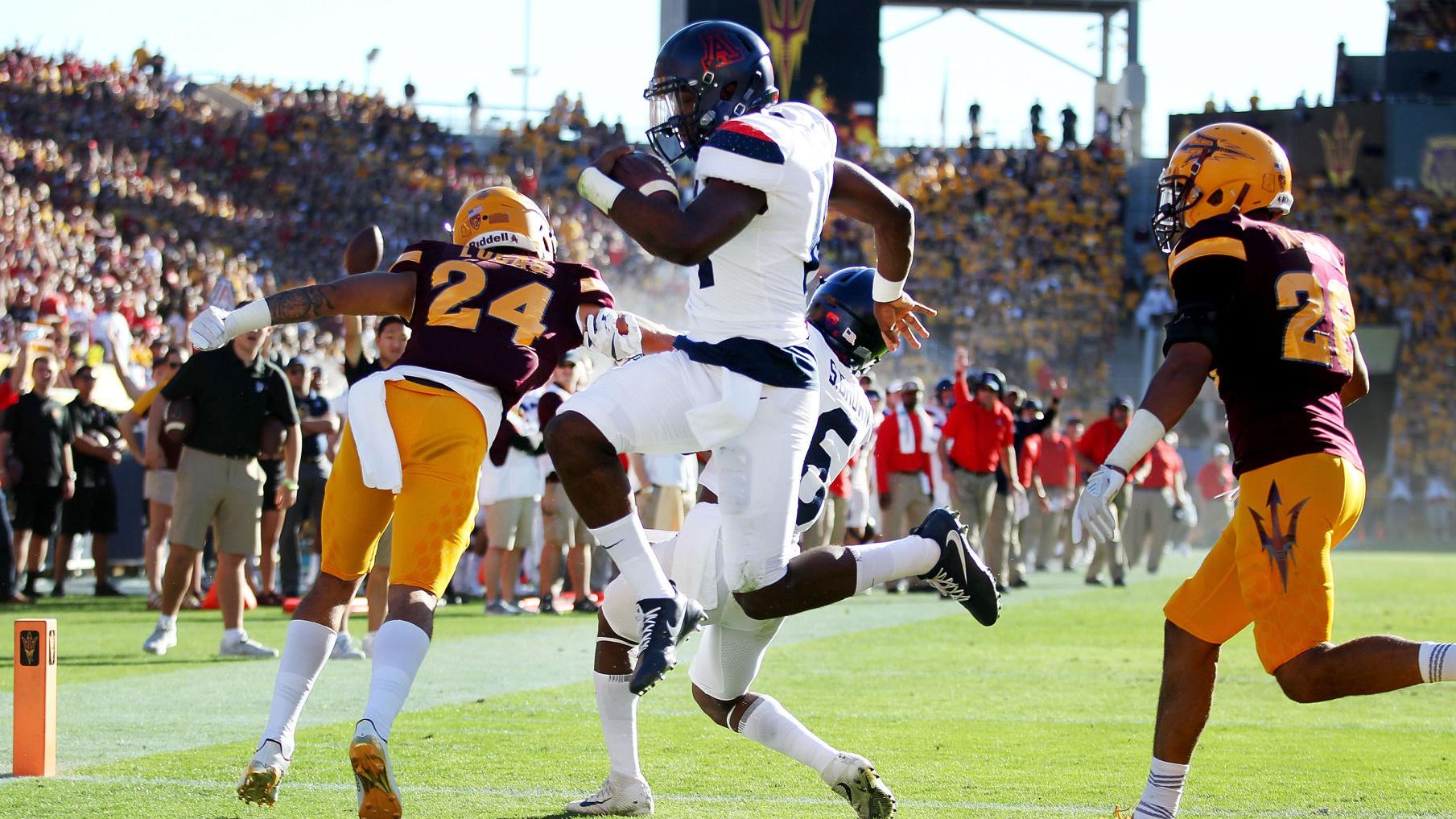 Arizona Wildcats vs. Arizona State Sun Devils in the 2017 Territorial Cup
